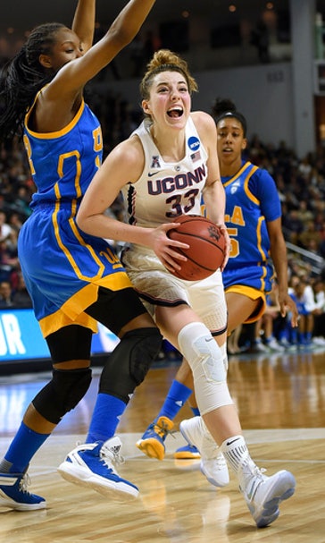 Samuelson sisters cheer each other's NCAA Tournament runs